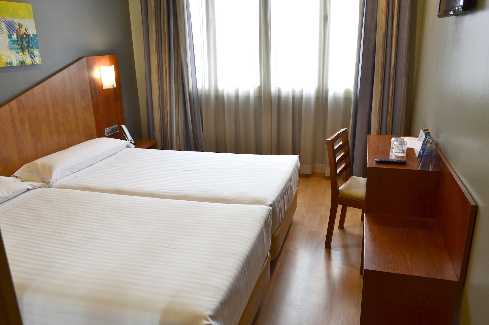 Hotel Alda Palacio Valdes อาบีเลส ภายนอก รูปภาพ