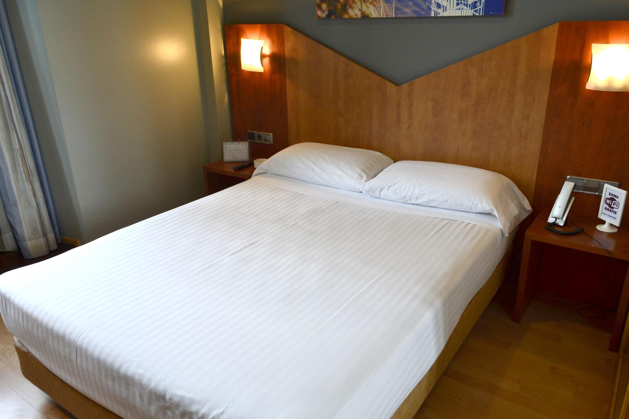 Hotel Alda Palacio Valdes อาบีเลส ภายนอก รูปภาพ