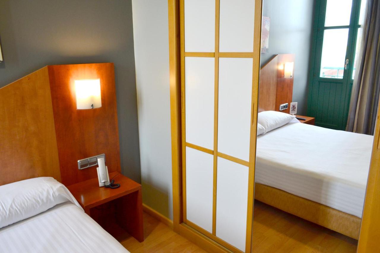 Hotel Alda Palacio Valdes อาบีเลส ภายนอก รูปภาพ