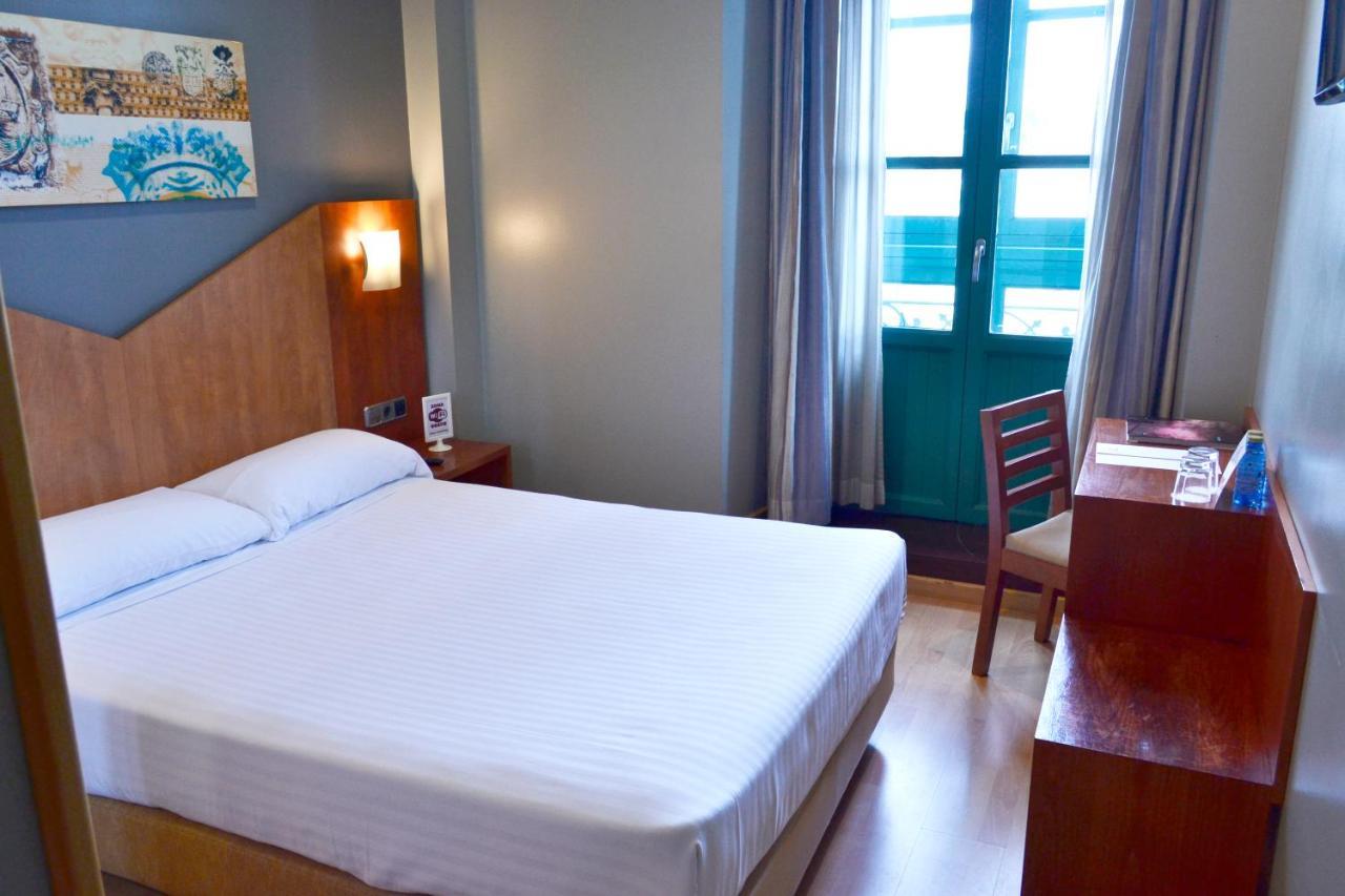 Hotel Alda Palacio Valdes อาบีเลส ภายนอก รูปภาพ