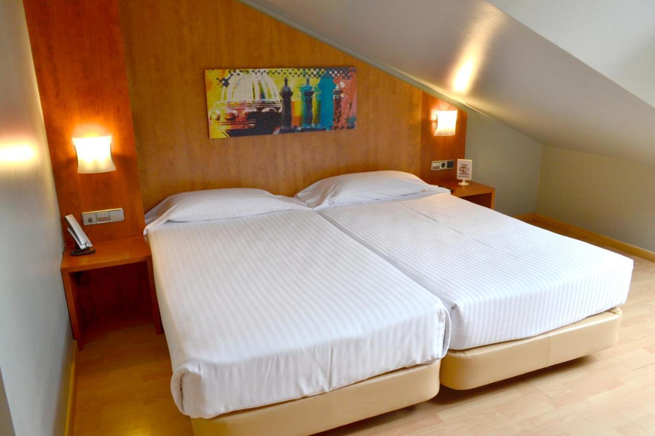 Hotel Alda Palacio Valdes อาบีเลส ภายนอก รูปภาพ