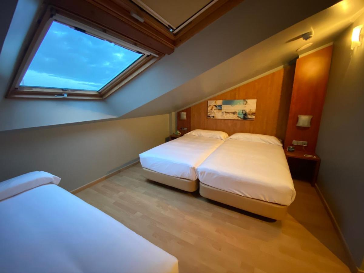 Hotel Alda Palacio Valdes อาบีเลส ภายนอก รูปภาพ